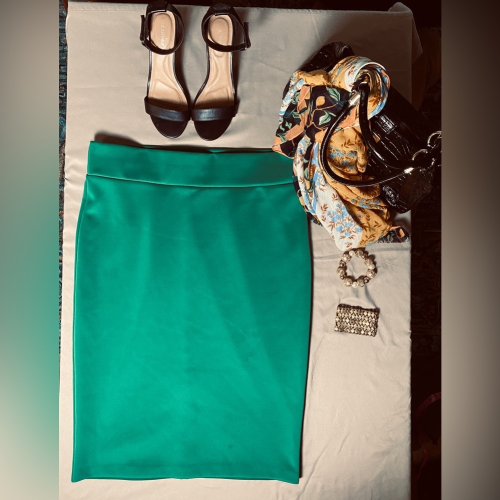 Eloquii Kelly Green Neoprene Zipper Slit Pencil Skirt Size 16